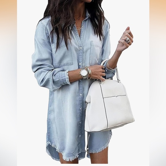 Dresses & Skirts - Zilcremo Denim Shirt Dress in Light Wash, Size Large, EUC